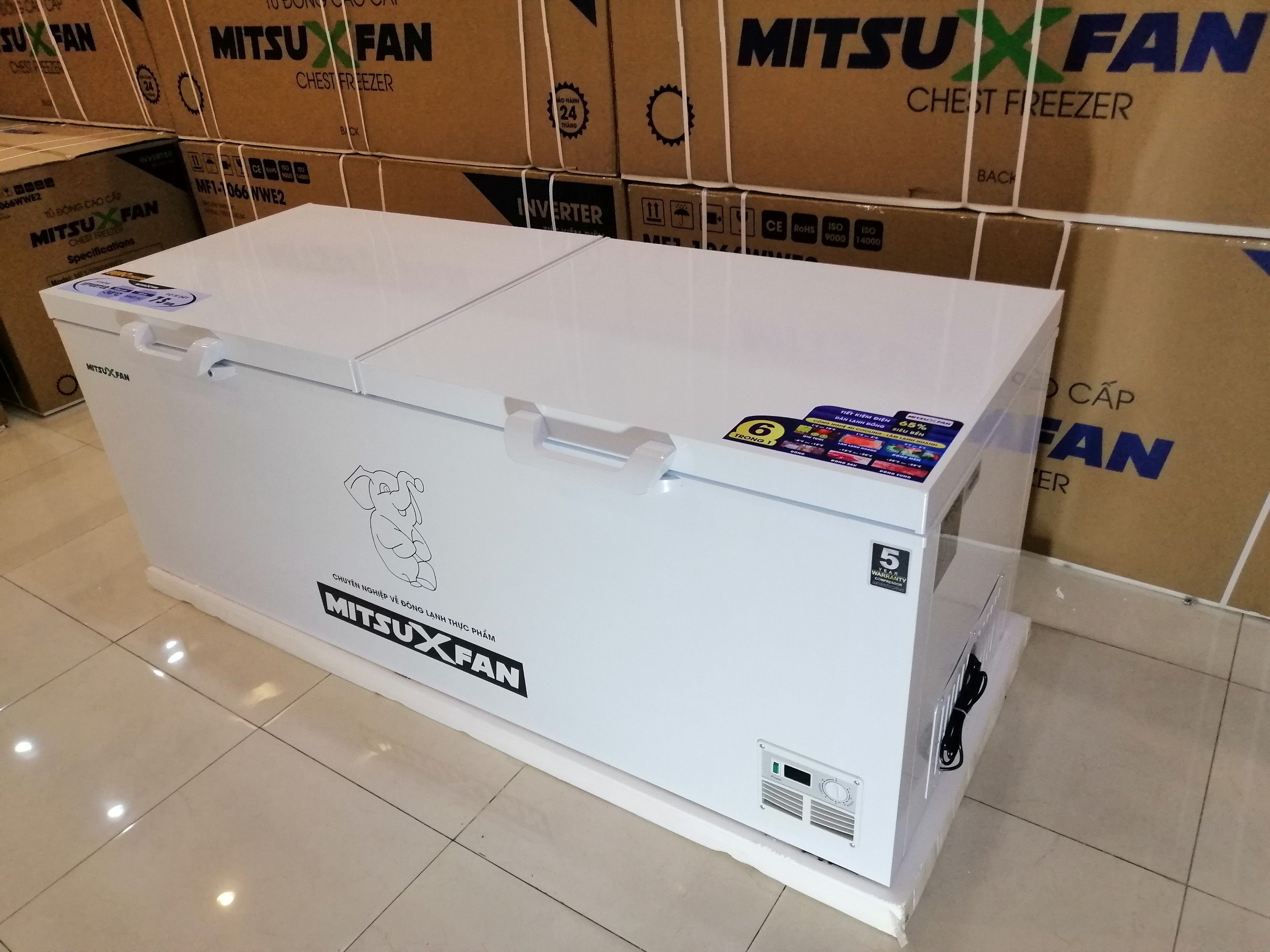 Tủ Đông Inverter MITSUXFAN 800 LÍT MF1-866WWE2 Euro Design Dàn Đồng R600A